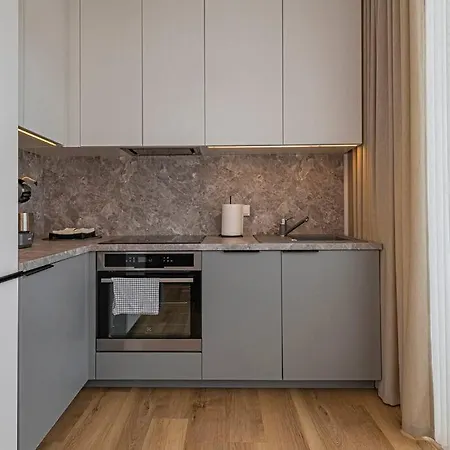 Comfortable 1 Bd Old Town By Hostlovers Apartment *